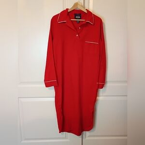 Vintage Towncraft Red  Flannel Nightgown Size Medium Unisex